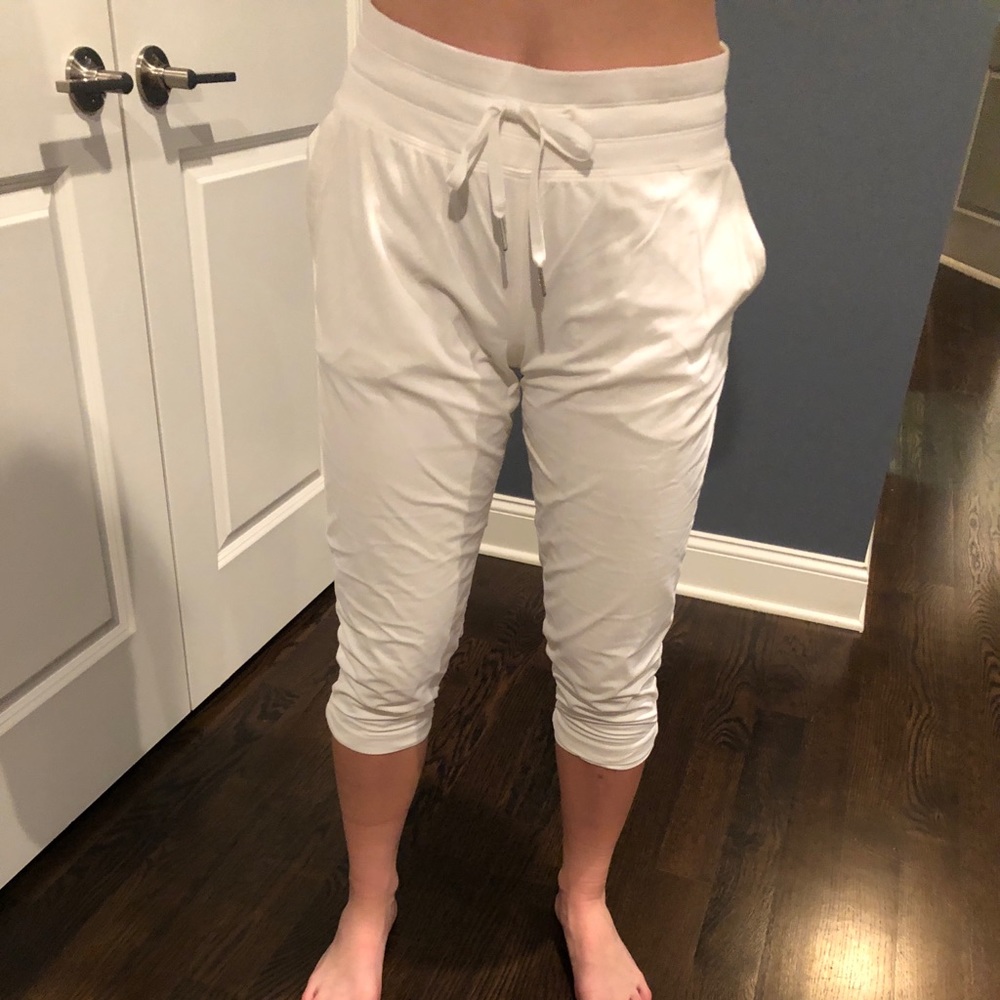 Lulu cropped pants